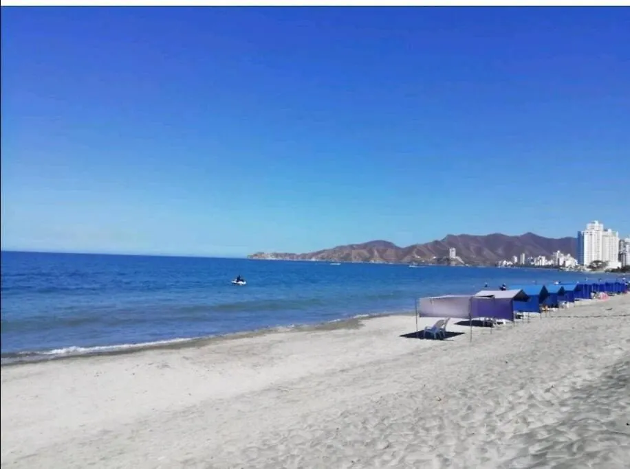 Moderno Apartamento - Sector Playa Salguero - Santa Marta  Colombia